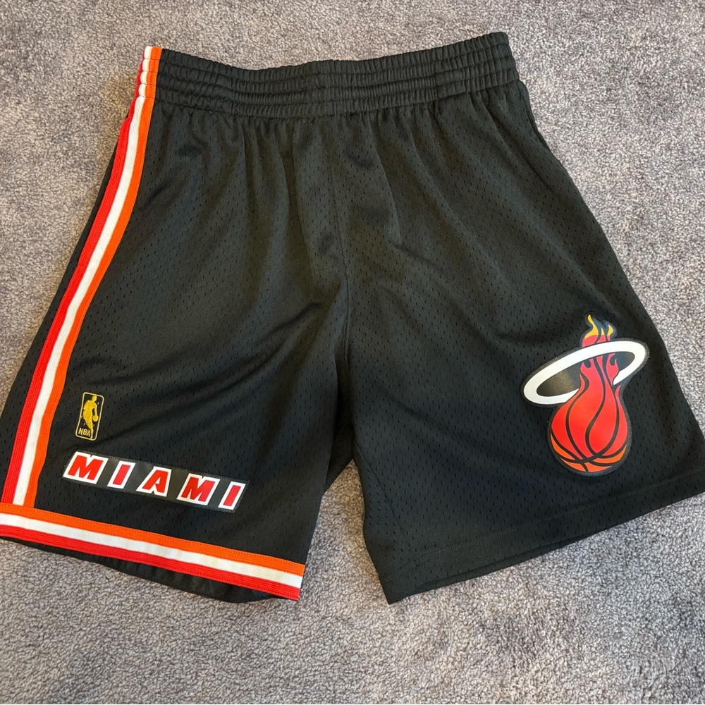 Mitchell & Ness Swingman Miami Heat Shorts